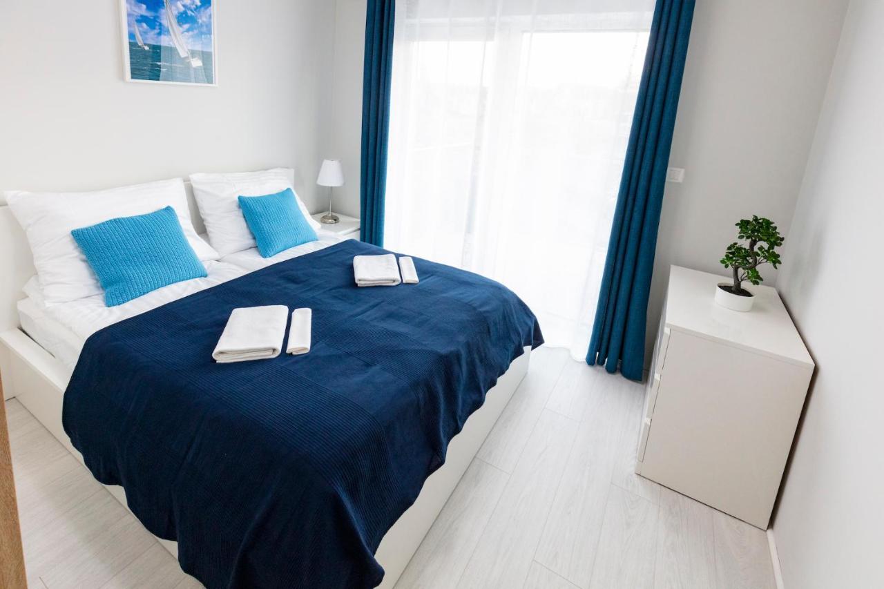 Apartament 7M Z Basenem W Jednym Budynku Klifowa Rewal Bon Turystyczny !!! Free Private Parking Exterior photo