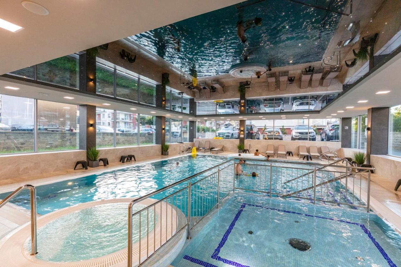 Apartament 7M Z Basenem W Jednym Budynku Klifowa Rewal Bon Turystyczny !!! Free Private Parking Exterior photo