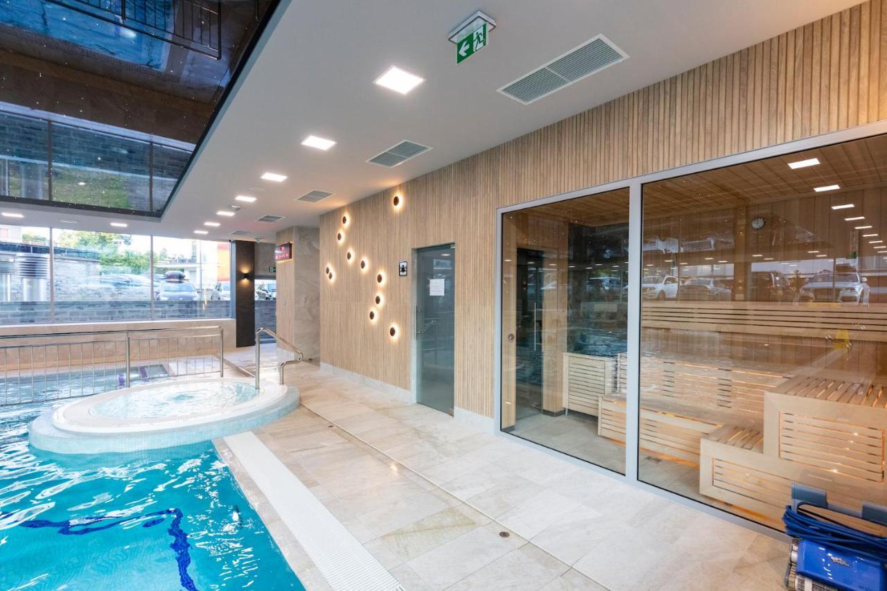 Apartament 7M Z Basenem W Jednym Budynku Klifowa Rewal Bon Turystyczny !!! Free Private Parking Exterior photo