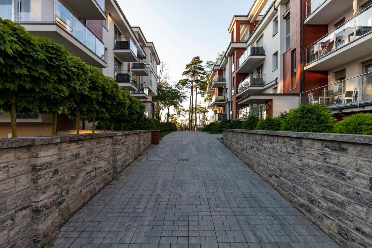 Apartament 7M Z Basenem W Jednym Budynku Klifowa Rewal Bon Turystyczny !!! Free Private Parking Exterior photo